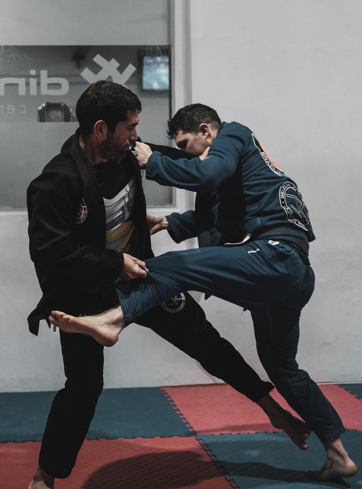 Combate — control de pierna de pie